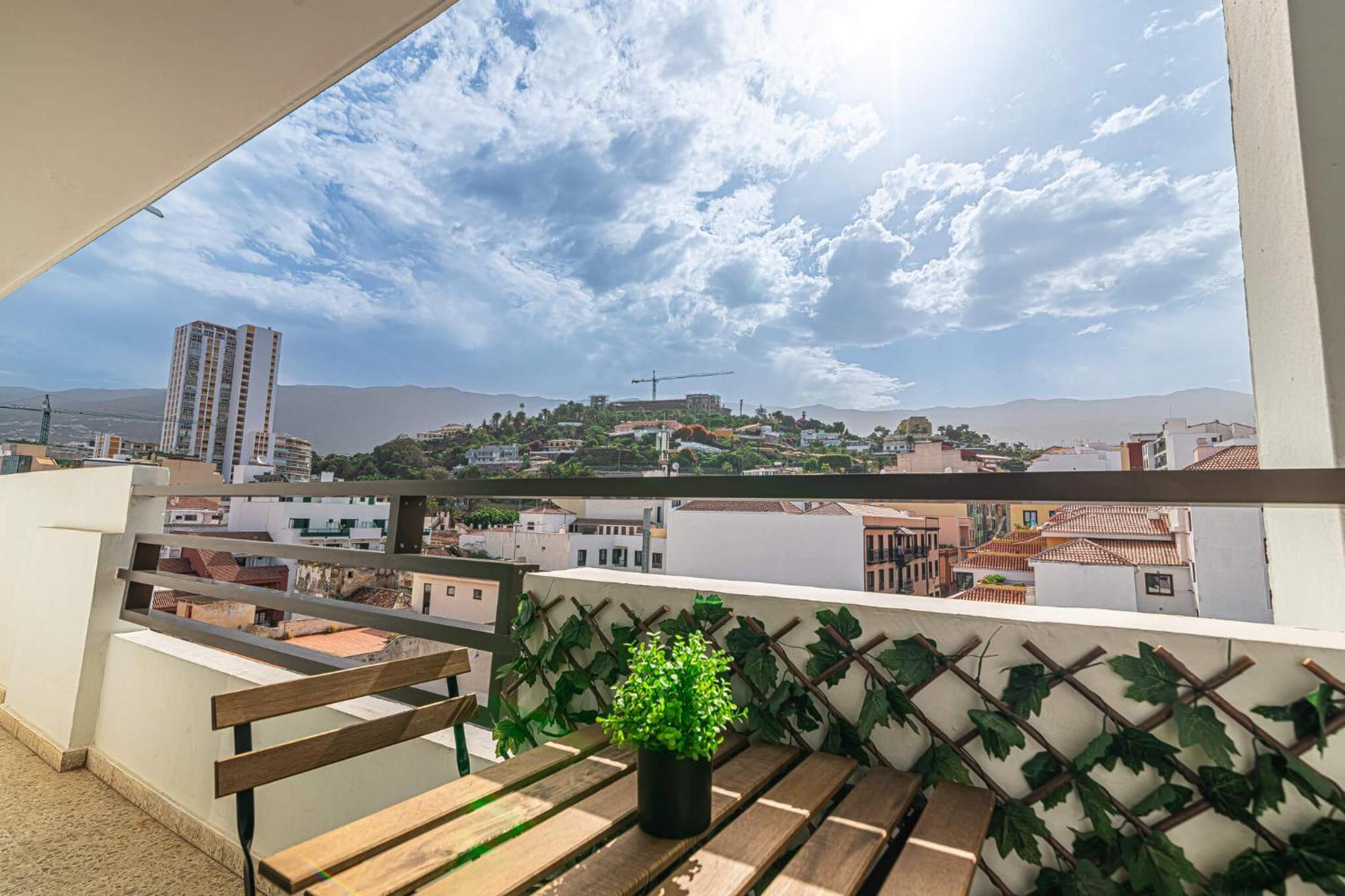 Apartamento En Puerto De La Cruz Con Vistas A La Ciudad By Alterhome المظهر الخارجي الصورة